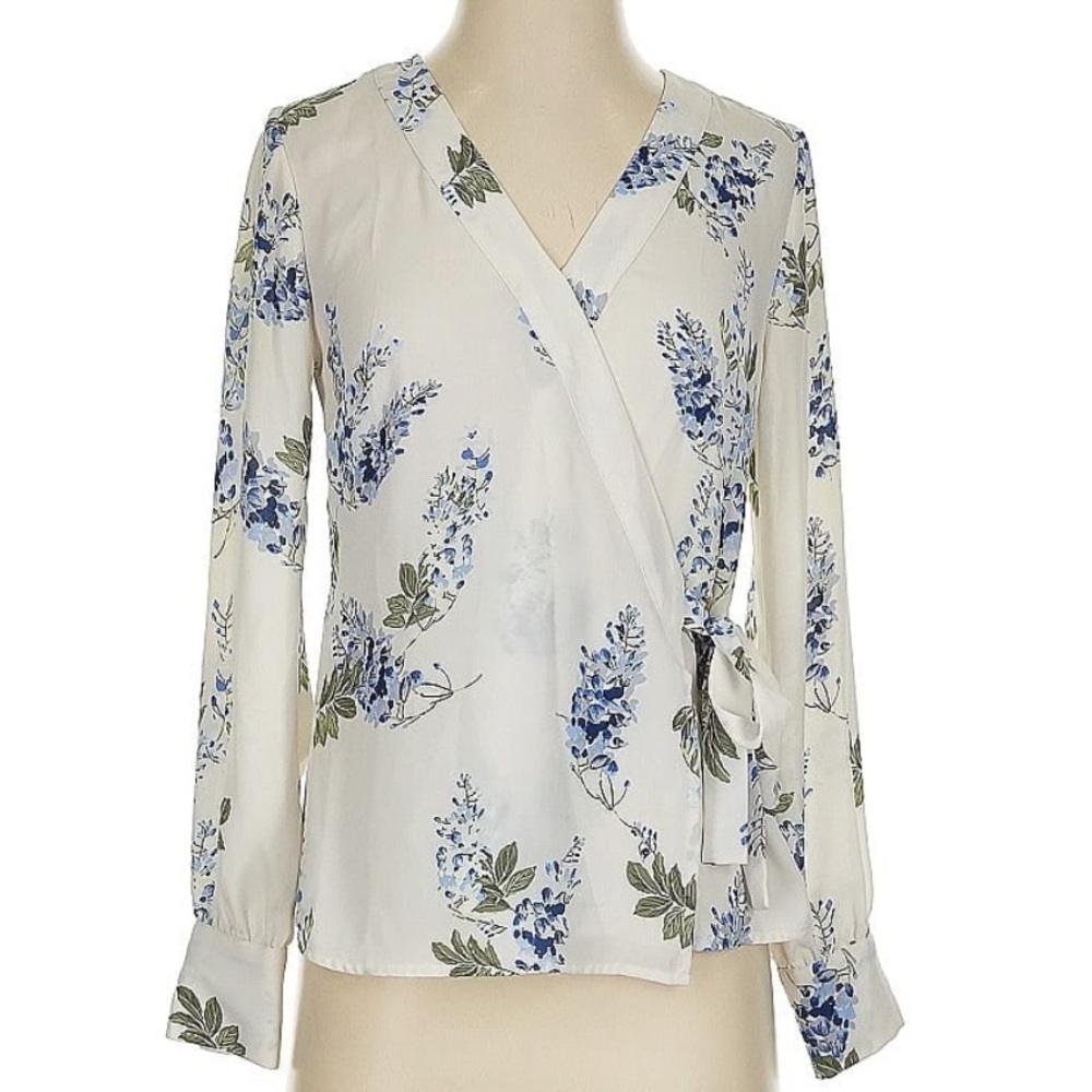 NWT Vince Camuto Floral Wrap Blouse Size M